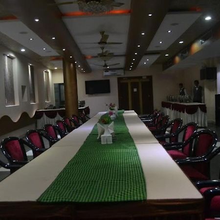 Hotel Vinayak Palace Bilāspur Dış mekan fotoğraf