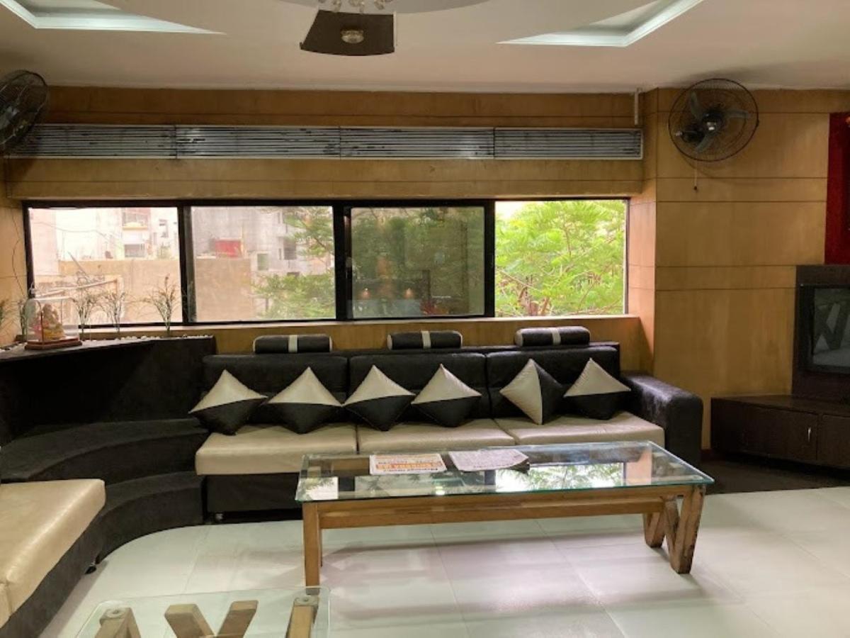 Hotel Vinayak Palace Bilāspur Dış mekan fotoğraf