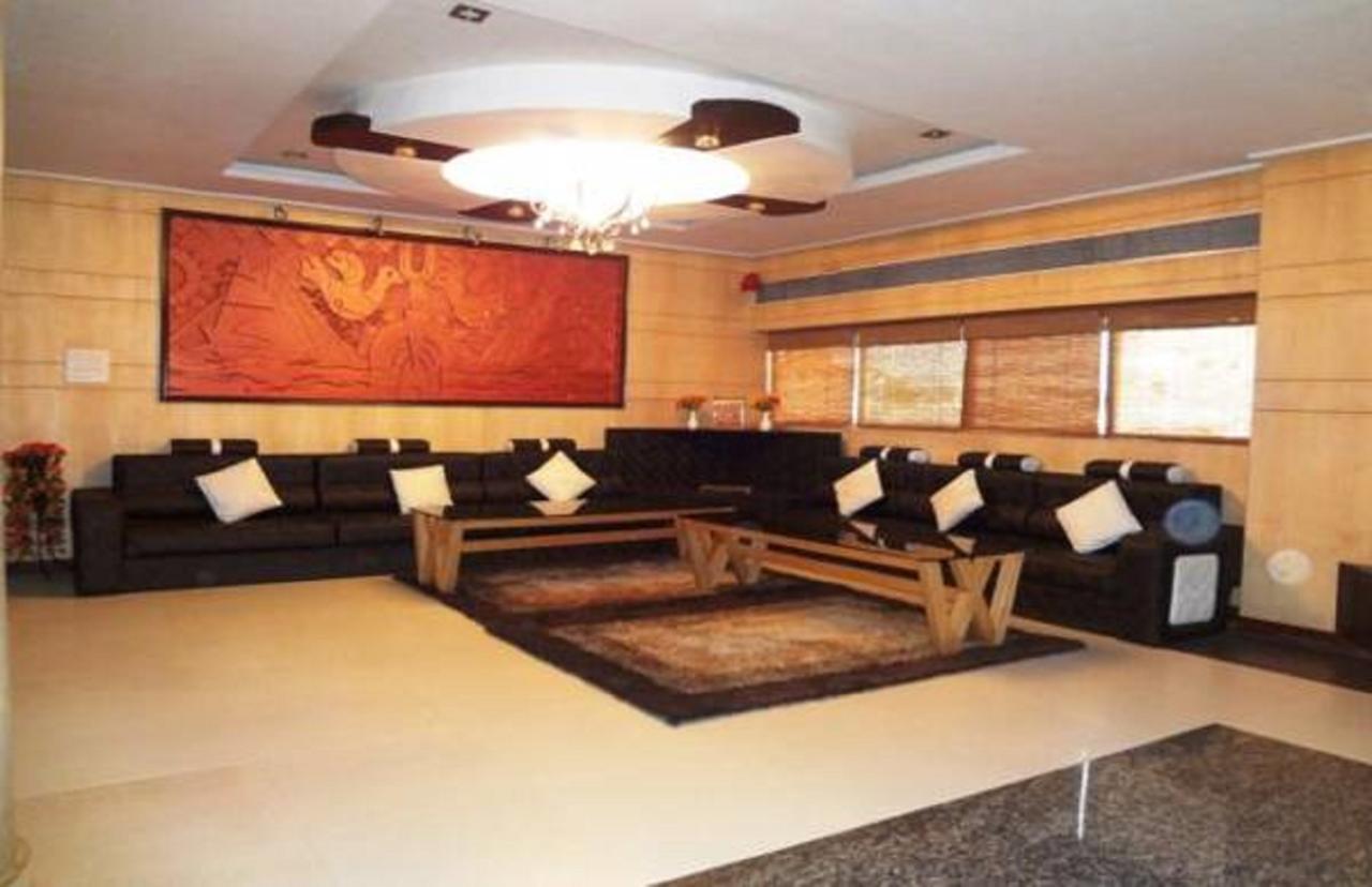 Hotel Vinayak Palace Bilāspur Dış mekan fotoğraf